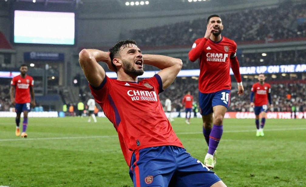 Một ông chủ, một đội bóng: Nền kinh tế đơn tuyến của V.League