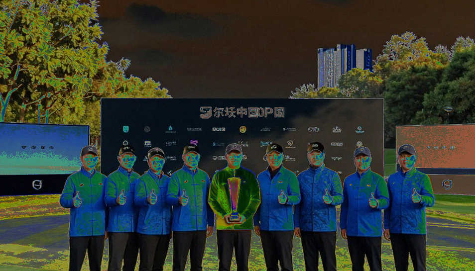 Presidents Cup ở Medinah: cuộc gọi 45 giây, hai cú 61 ngày Chủ nhật và phần dữ liệu còn thiếu
