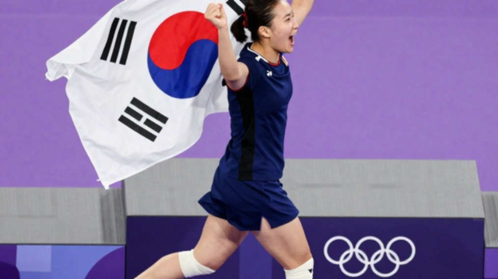 Aidil Sholeh thắng Jason Teh 21-16, 21-14: đơn nam Malaysia có danh hiệu World Tour đầu tiên sau 27 tháng