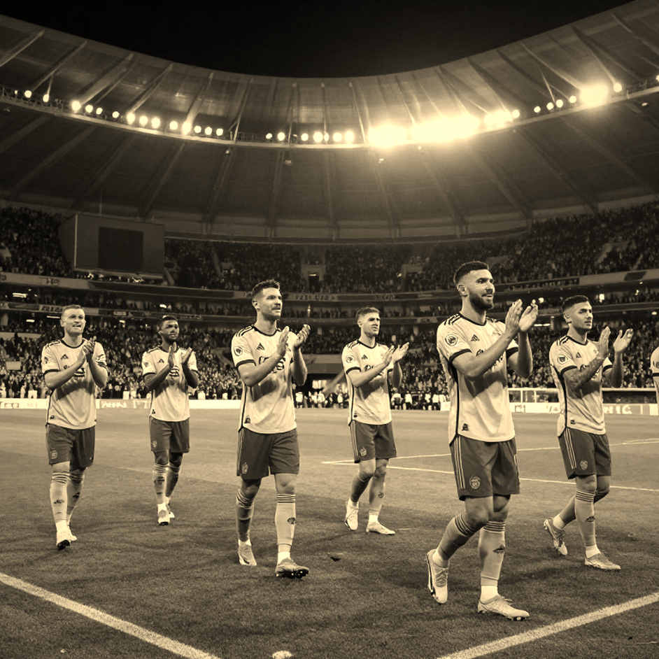 V.League và nền kinh tế xuất khẩu cầu thủ: Đọc lại bóng đá Việt Nam bằng đúng thước đo của nó V.League và nền kinh tế xuất khẩu cầu thủ: Đọc lại bóng đá Việt Nam bằng đúng thước đo của nó