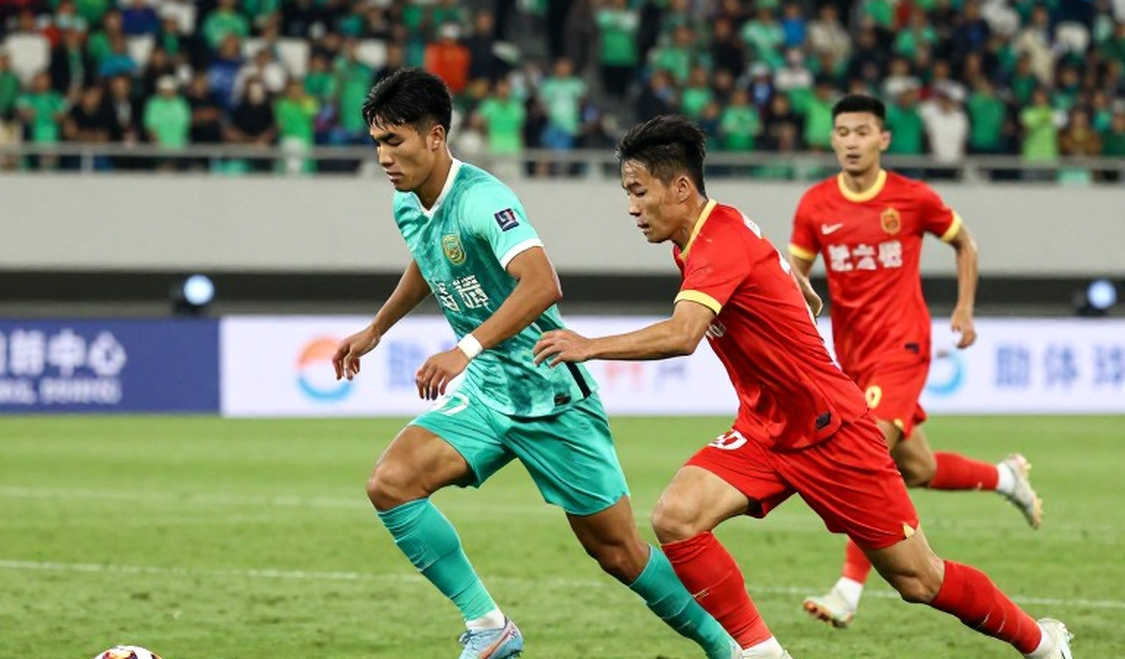 Dinh Bac and the Captain's Armband: Peeling Back the Glamour to Find the Skeleton of Truth Dinh Bac and the Captain's Armband: Peeling Back the Glamour to Find the Skeleton of Truth