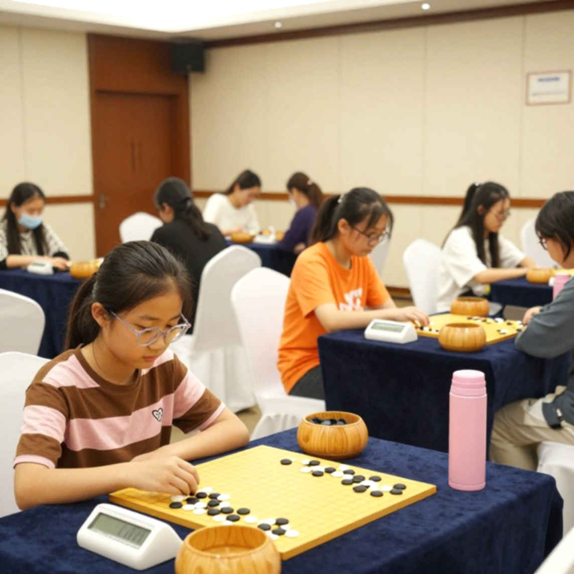 Bản báo cáo trống: nguyên tắc ô-trống và cách lọc nhiễu kỳ chuyển nhượng esports